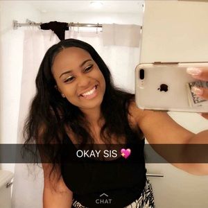 Meet your Posher, Kayla